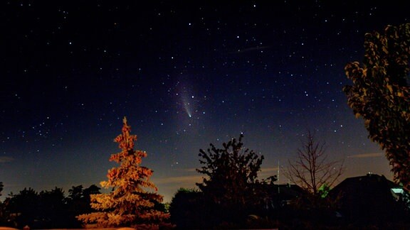 Komet Neowise über dem Saalekreis nahe Halle (Saale)