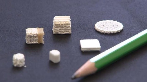Verschiedene Gewebeteilchen, die von einem 3D-Drucker erzeugt wurden.