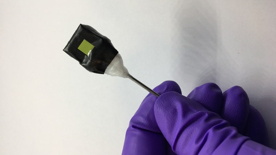 An artificial leaf that generates fuel using sunlight