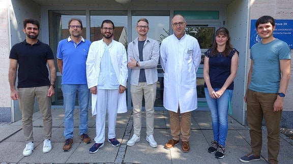 Das Magdeburger Forschungsteam: Dr. Vikas Bhuria, Prof. Thomas Fischer, Manos Charakopoulos, Dr. Ronny Haage, Prof. Dimitrios Mougiakakos, Conny Baldauf, Dr. Martin Böttcher