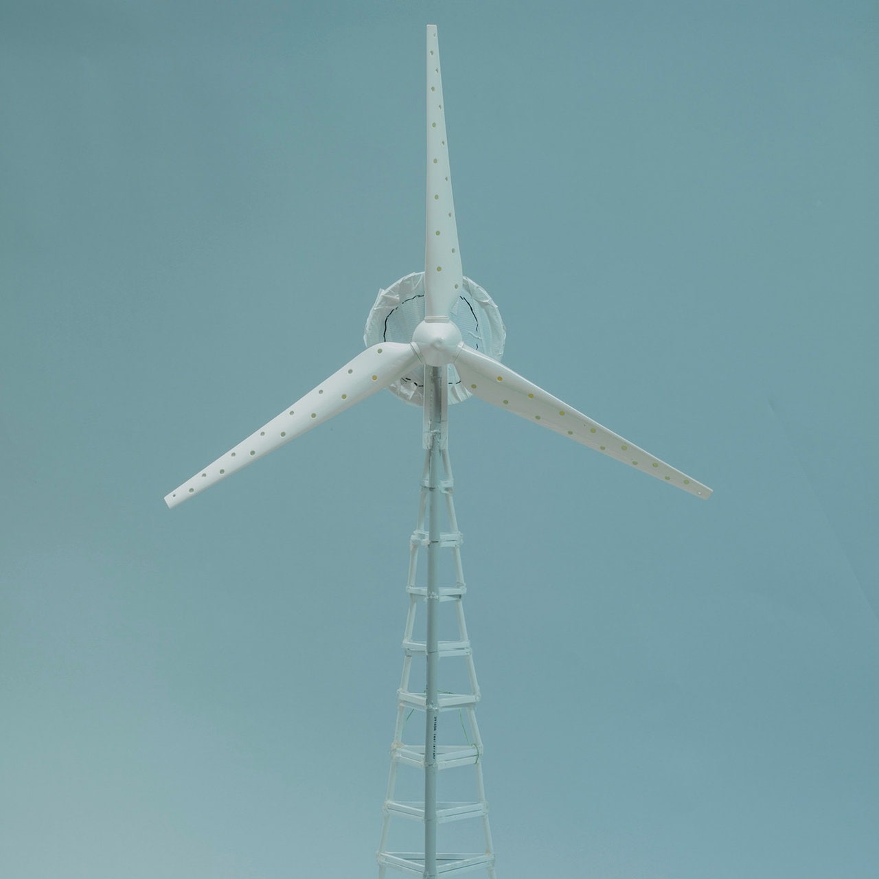 Erneuerbare Energien: 380 Meter Windkraftanlage aus Sachsen soll Höhenwinde  ernten