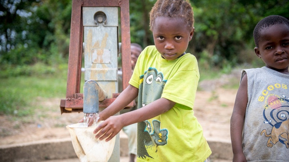 Un Bericht 500 Millionen Menschen In Afrika Ohne Sicheren Zugang Zu Wasser Mdr De