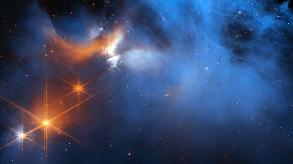 Zentrale Region der dunklen Molekülwolke Chamäleon I James Webb-Weltraumteleskop 