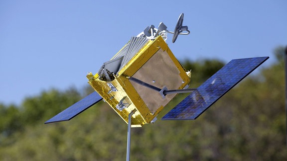 Modell des OneWeb-Satelliten