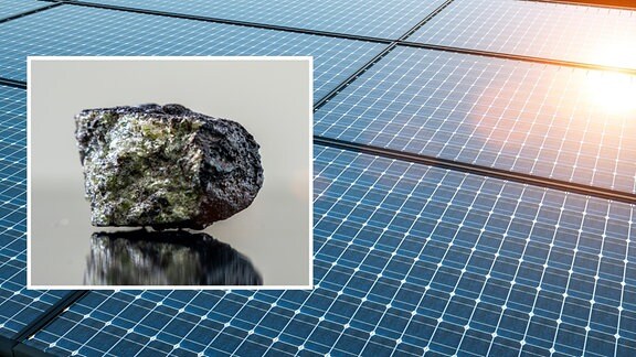 Solarzellen daneben ein Bild von Gestein