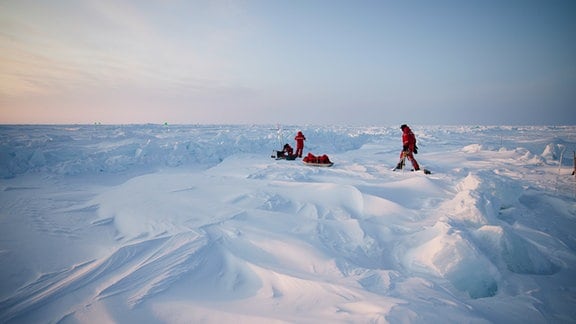 Polarstern - Arbeiten im Eis