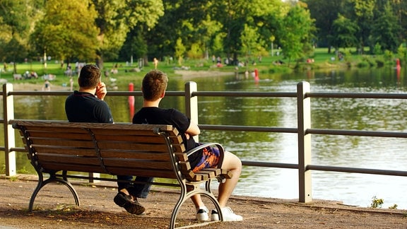 Blick auf den Saalestrand in Halle