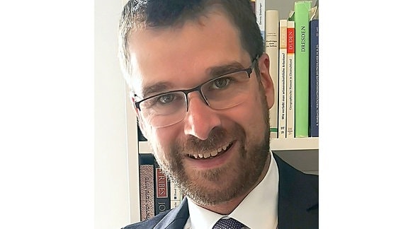 Prof. Dr. Sebastian Henn