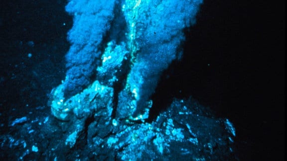 Schwarzer Raucher einer hydrothermalen Quelle