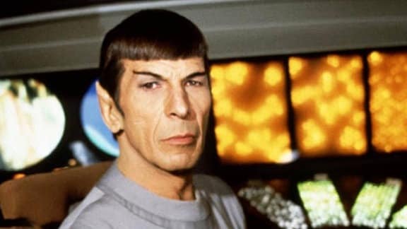 Leonard Nimoy (Lieutenant Spock)