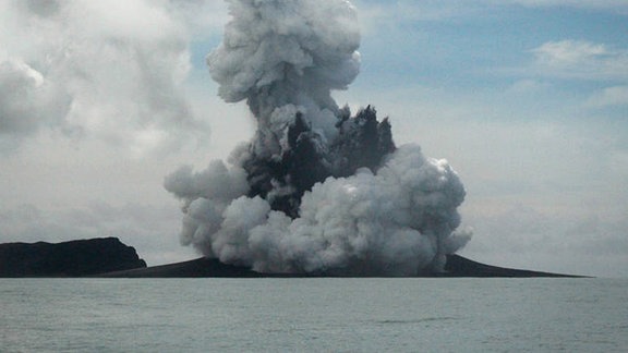 Eruption eines Unterwasservulkans