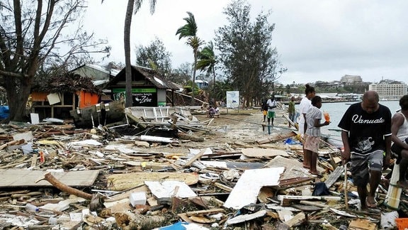 Verwüstungen auf der Insel Vanuatu nach einem Tropensturm, 2015.