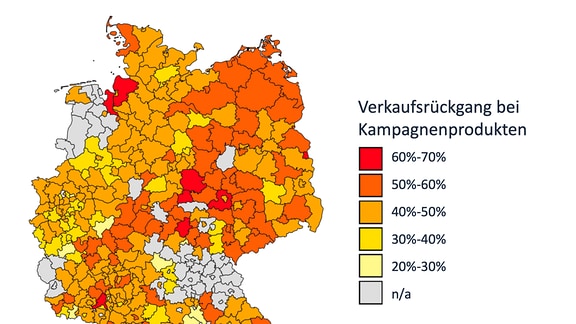 Deutschlandkarte mit Landkreisen zeigt, dass besonders auf dem Gebiet der ehemaligen DDR der Verkaufsrückgang bei Kampagnenprodukten besonders hoch ist, meist 40 bis 70 Prozent, im Westen und im tiefen Süden jedoch weniger hoch, dort 20 bis 40 Prozent.