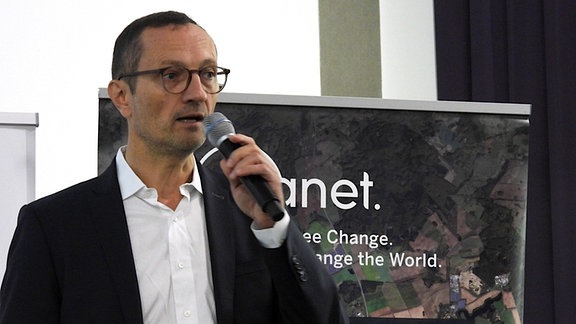 Martin Polak, der Senior Director von Planet, auf dem BDI-Weltraumkongress 2023