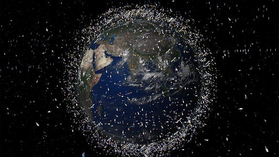 Darstellung von Weltraumschrott im orbit der Erde. Die Darstellung ist nicht maßstabsgetreu.