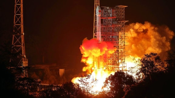 China startet Chang e-4-Mondsonde im Xichang Satellite Launch Center in der südwestchinesischen Provinz Sichuan, 2018